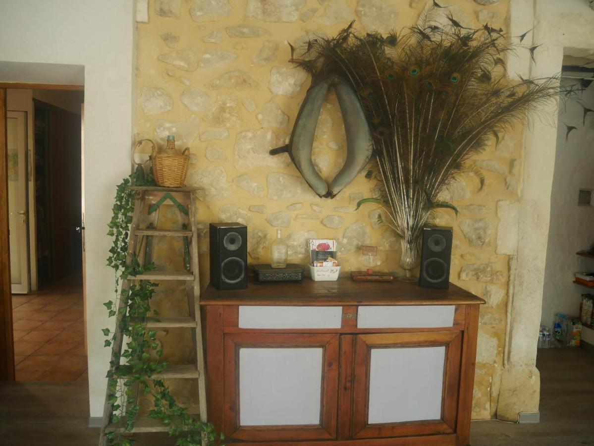 Bed and Breakfast La Feniere Venejan Экстерьер фото