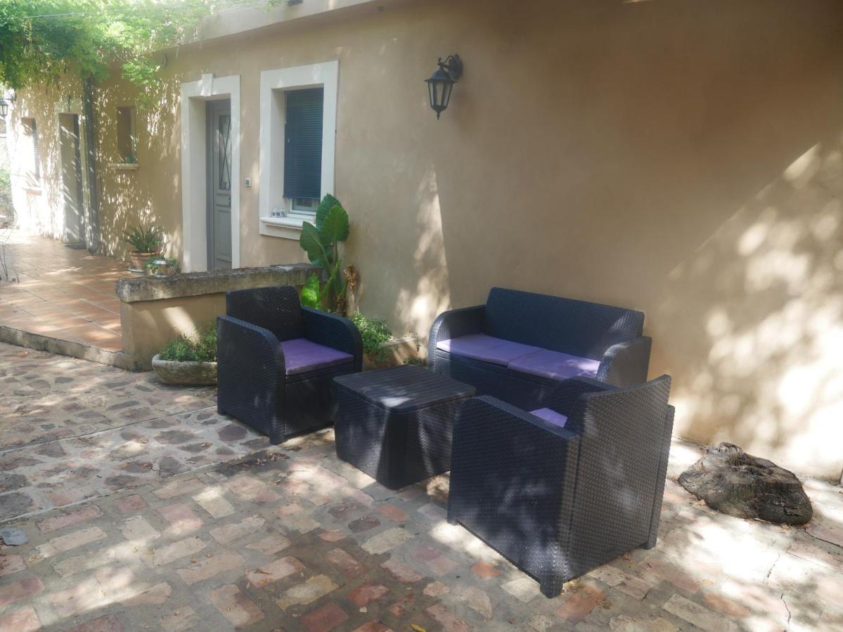 Bed and Breakfast La Feniere Venejan Экстерьер фото