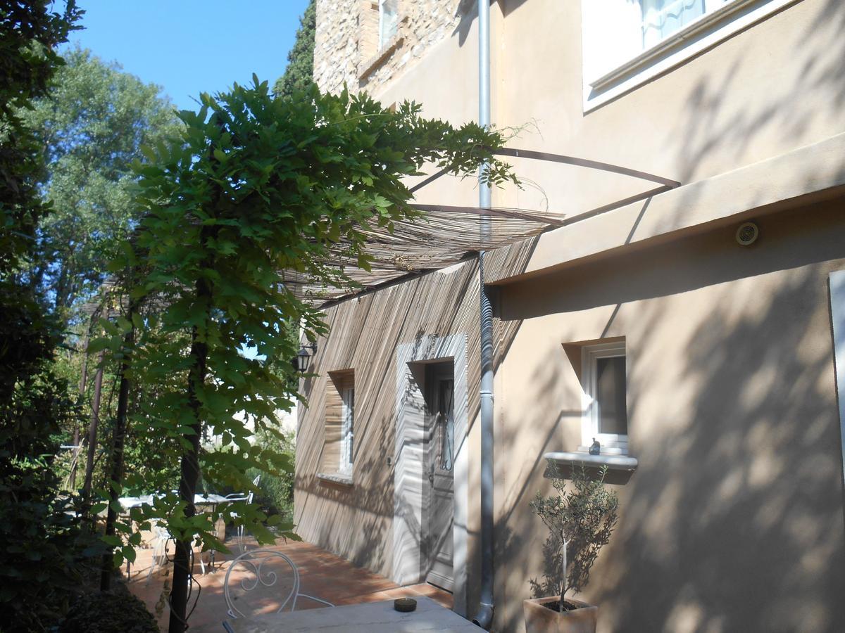 Bed and Breakfast La Feniere Venejan Экстерьер фото